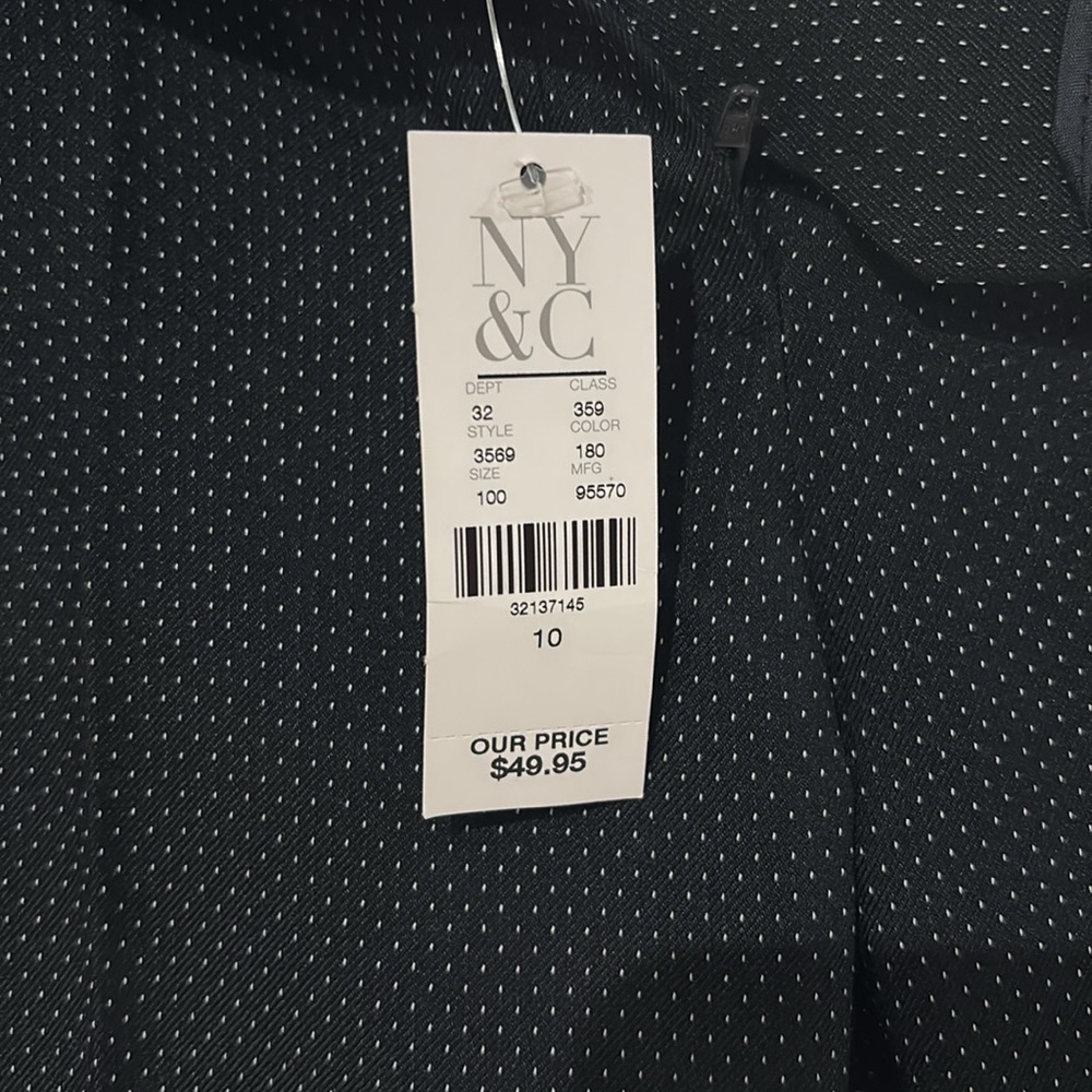 Brand new slim ankle pant. - Picture 3 of 5